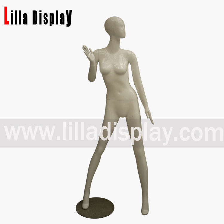 mannequin femme