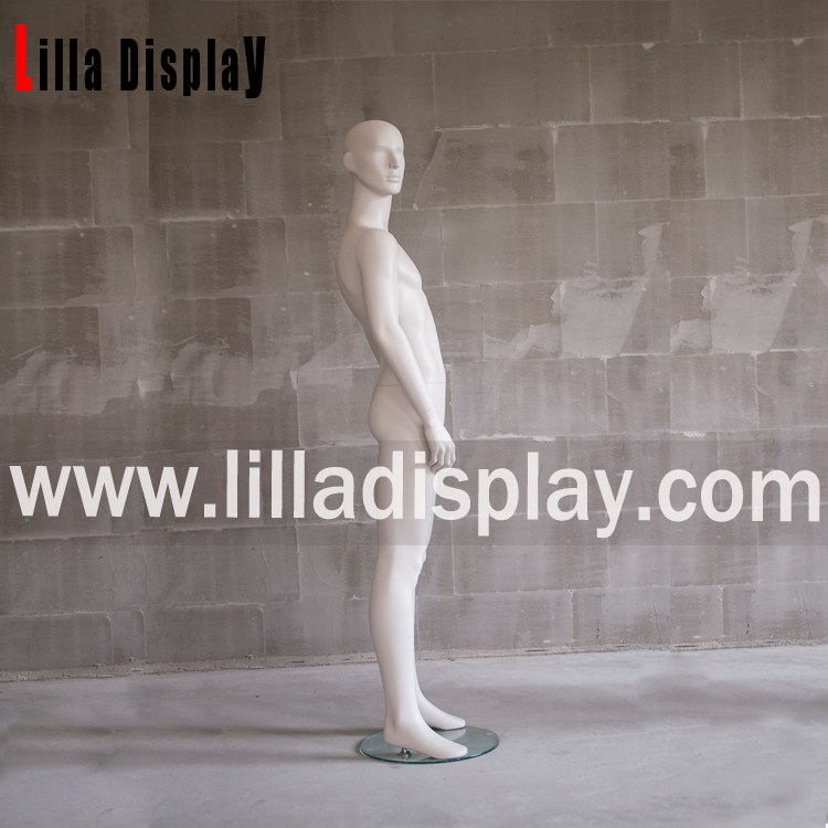 abstract male mannequins