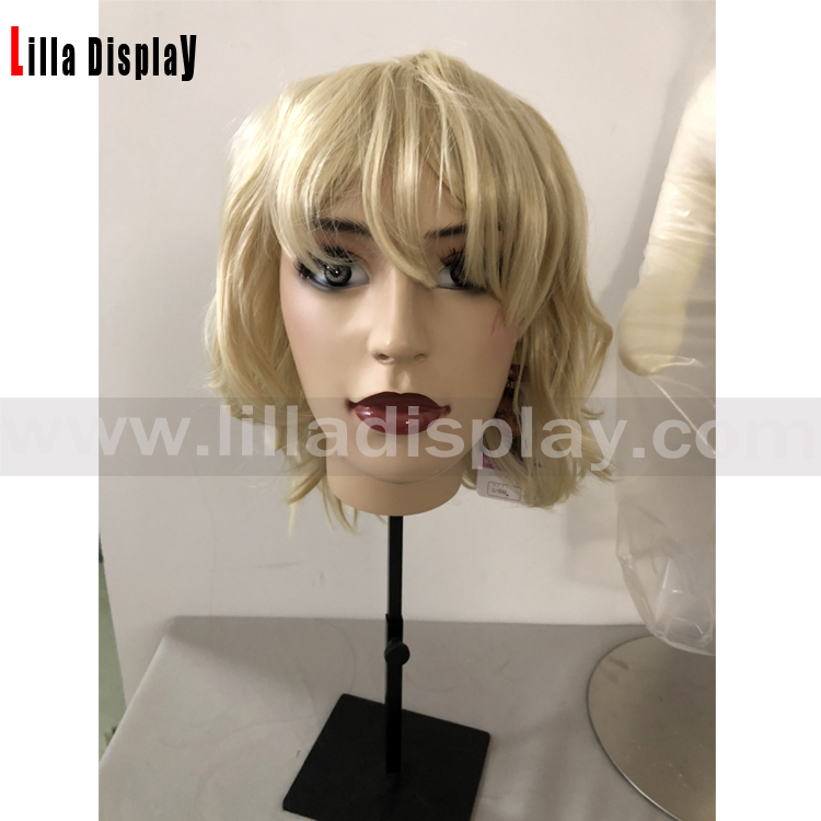 Lilladisplay syntetisk, krøllete blond bob frisyr med pannelugg skulderlengde for makeup realistisk mannequins bruk LG-230