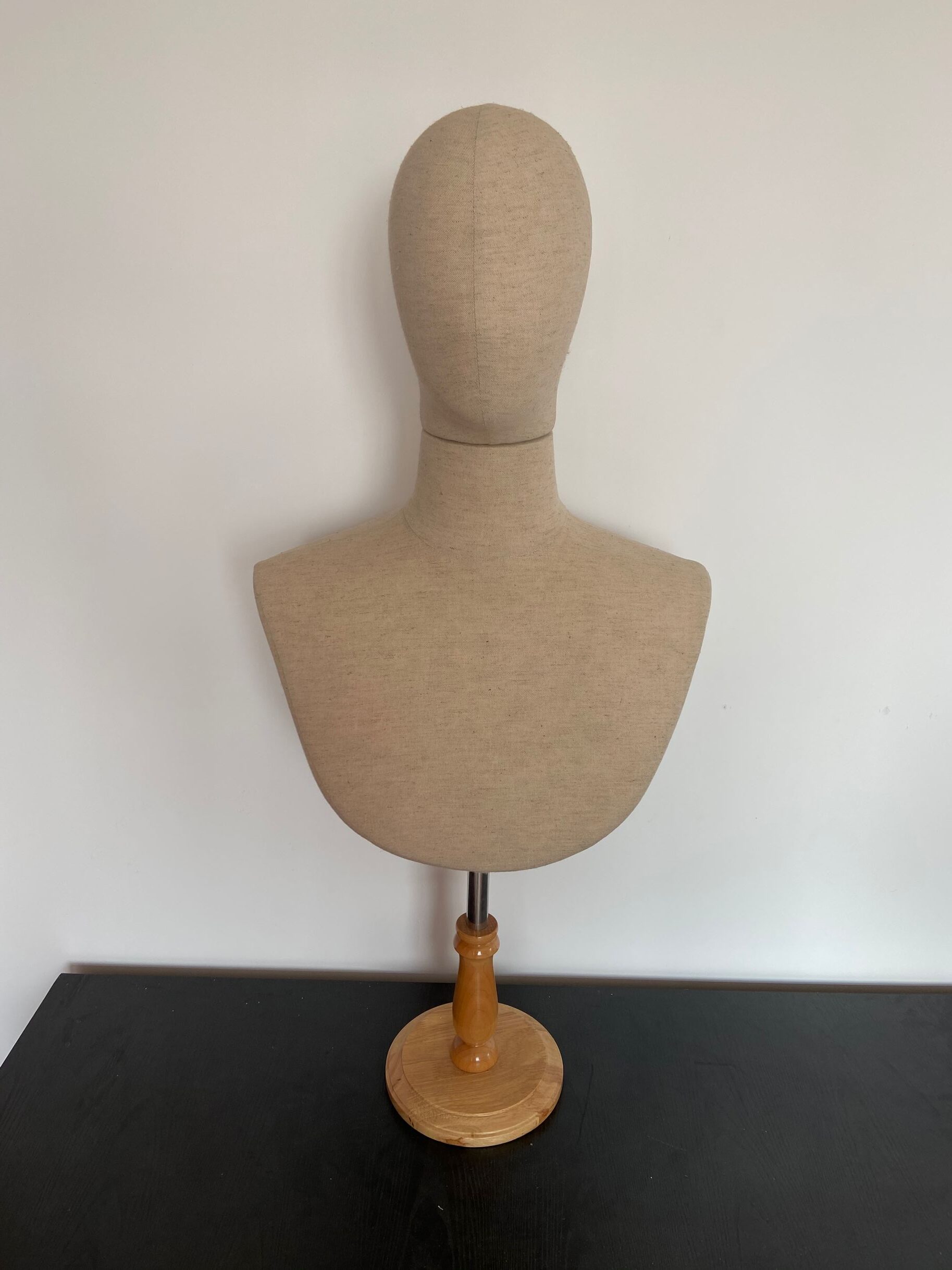 lilladisplay wooden base natural linen male mannequin head with shoulders Robert