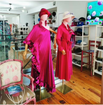 Armi di Legnu Culore Rosa Vellutu Mannequin Femminile Forma di Vestito per Esposizione di Vestiti Rossi